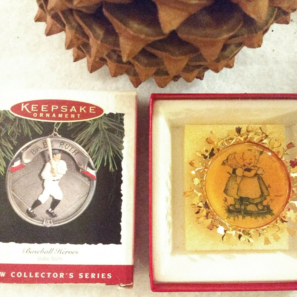 Lot of 2 Babe Ruth & Hummel,Tree Ornaments